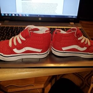 Toddler Van's size 6c
